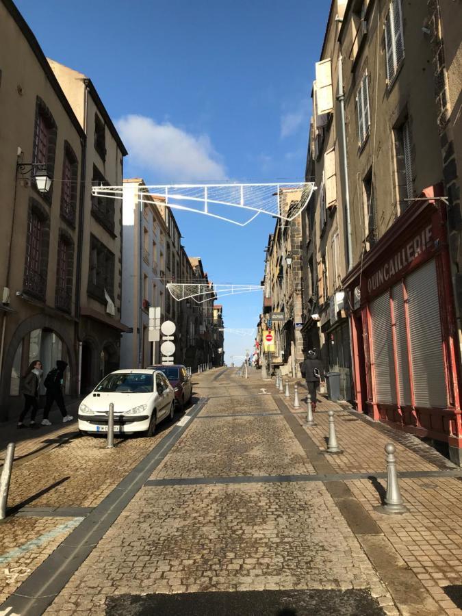 3 Chambres En Lit Double, 6 Personnes, Dans Appartement Entierement Renove, 70 M2 , Wifi,Climatisation, Tres Calme , Tout Equipe,Lit Bebe Clermont-Ferrand Eksteriør bilde