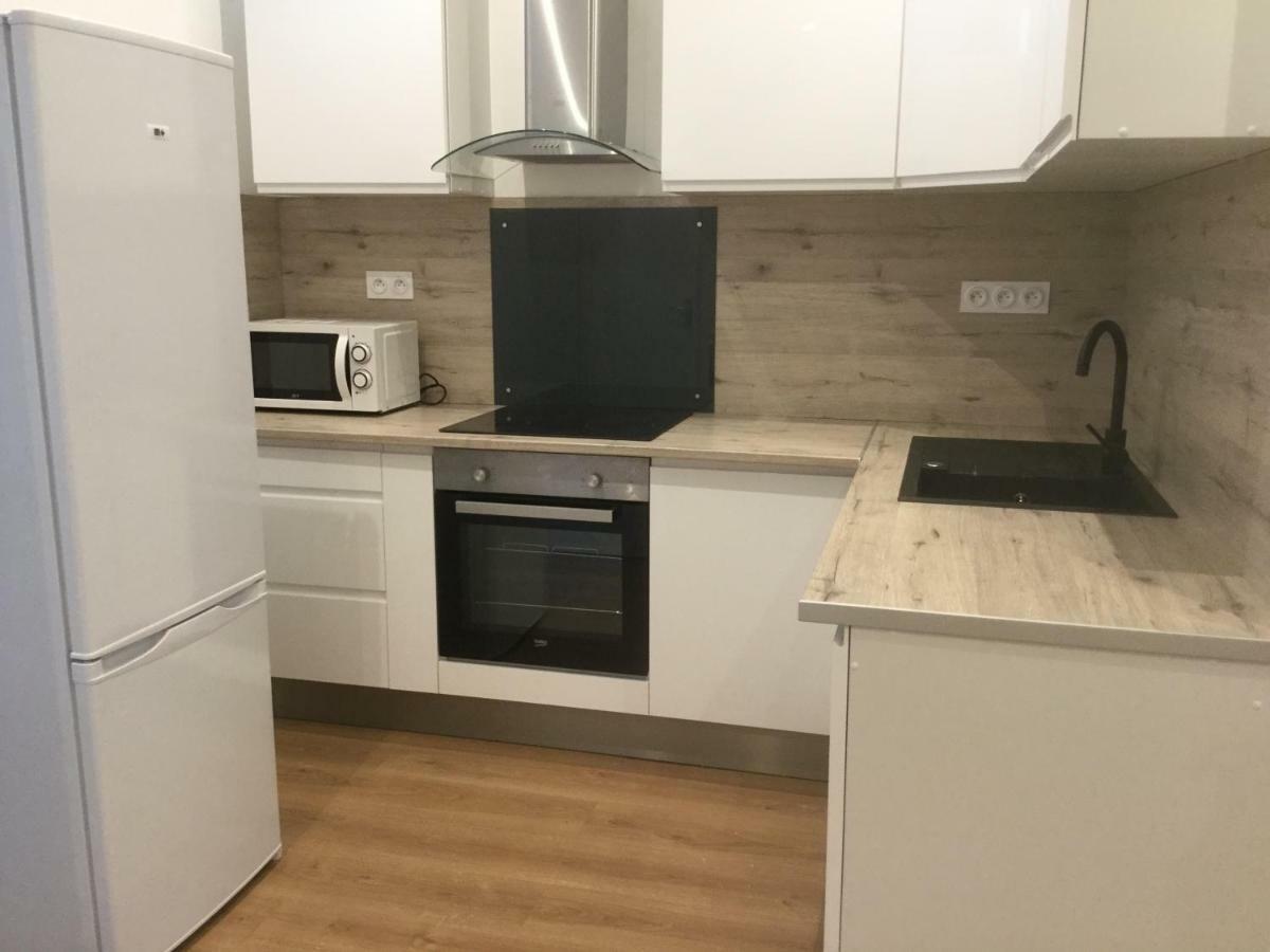 3 Chambres En Lit Double, 6 Personnes, Dans Appartement Entierement Renove, 70 M2 , Wifi,Climatisation, Tres Calme , Tout Equipe,Lit Bebe Clermont-Ferrand Eksteriør bilde